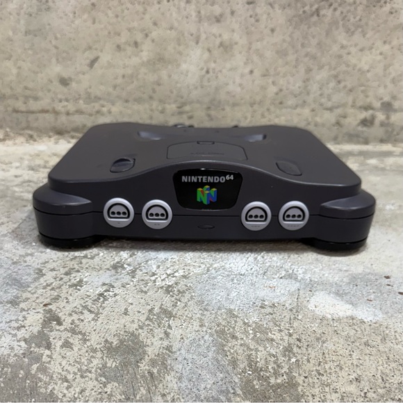 Nintendo 64 N64 Console Bundle 2 OEM Controllers Tested Working - Picture 3 of 9